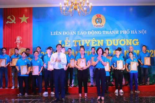 Tuyên dương 100 công nhân giỏi Thủ đô năm 2020