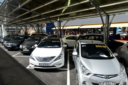 Giảm 50% lệ phí trước bạ với ôtô từ hôm nay