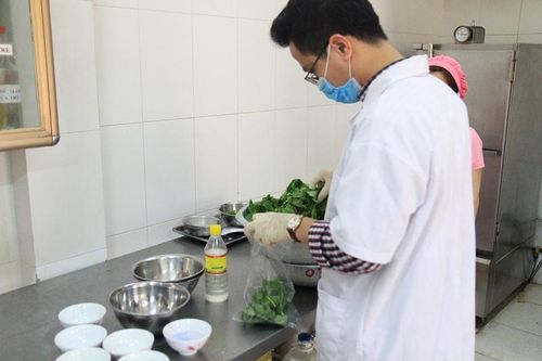 Rất khó lây nhiễm Covid-19 từ thực phẩm