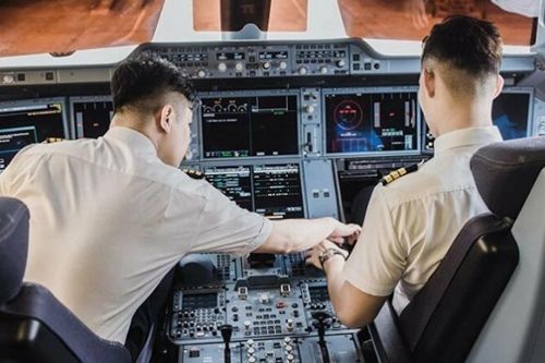 27 phi công Pakistan: VietJet Air không có người nào điều hành bay!