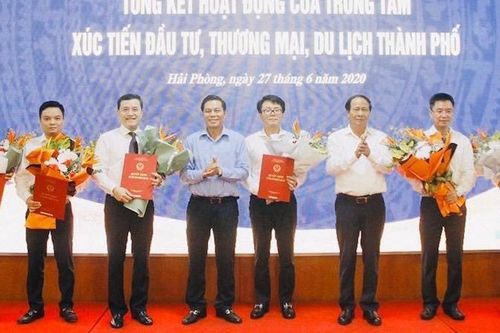 Điều động loạt cán bộ, công chức Trung tâm Xúc tiến Đầu tư, Thương mại, Du lịch Hải Phòng