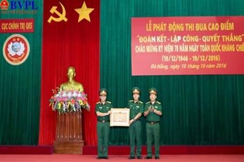 Xứng danh đơn vị 'vững mạnh toàn diện mẫu mực, tiêu biểu'