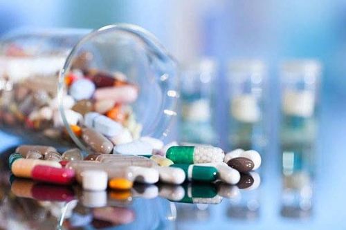 Dùng corticoid dạng xịt kéo dài cho trẻ: Nhiều tác dụng phụ có thể nguy hiểm tính mạng