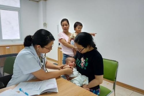 Trung tâm Sản Nhi Phú Thọ khai trương Đơn vị Tiêm chủng hiện đại