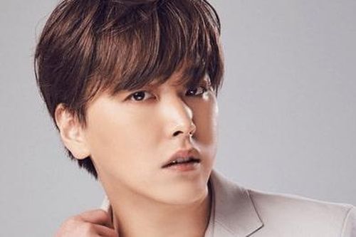 Nghệ sĩ Kpop bị tẩy chay thế nào khi vướng bê bối?