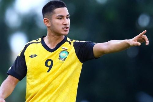 Cháu của quốc vương Brunei rời Leicester City
