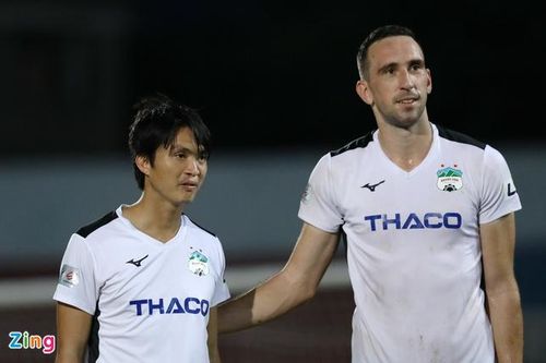 Vì sao Tuấn Anh, Xuân Trường đồng loạt dự bị ở Hải Phòng?