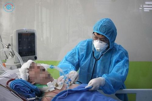 Ê-kíp y, bác sĩ Việt Nam sẽ bay cùng để hỗ trợ BN 91 về nước