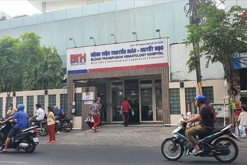 Vụ truyền thuốc hết hạn cho bệnh nhân ung thư: Chuyển hồ sơ đến công an
