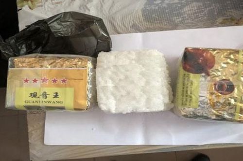 Bắt 9X mang 3kg ma túy đá, chống trả quyết liệt công an