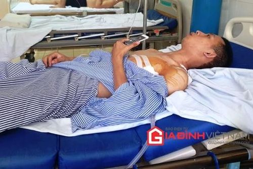 Chủ tiệm vàng bị cướp: 'Gia đình chúng tôi lo hết chi phí cho cháu Huy'