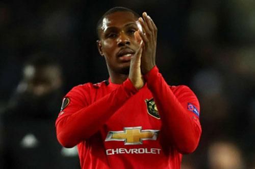 Ighalo cân bằng kỷ lục 95 năm của M.U, làm lu mờ Ibrahimovic
