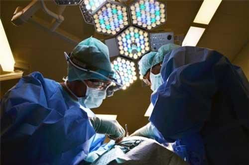 Cưới 9 năm không có con, người phụ nữ đi khám mới biết một sự thật bất ngờ