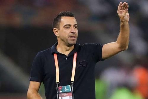 HLV Xavi tiết lộ đang chuẩn bị cho ngày trở lại