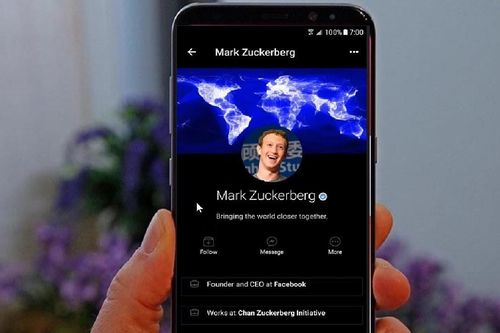 Facebook ra mắt Chế độ nền tối trên iOS