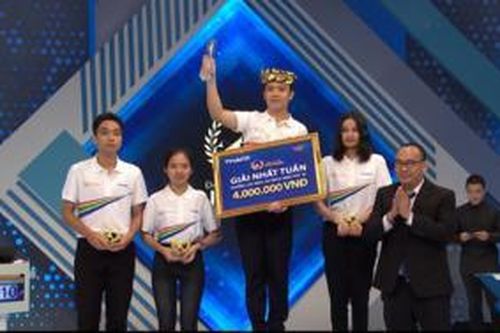 Nam sinh Đak Lak giành vòng nguyệt quế đầy thuyết phục tại cuộc thi tuần 'Đường lên đỉnh Olympia'