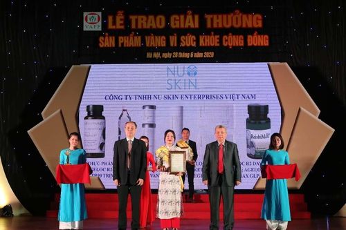 Nu Skin Việt Nam lần thứ tư nhận giải thưởng 'Sản phẩm vàng vì sức khỏe cộng đồng'