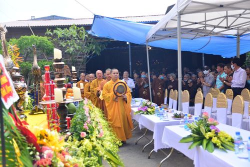 Hải Phòng : Chùa Hưng Long đúc đại hồng chung