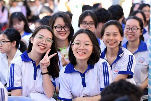 Tỷ lệ 1 'chọi' 8 vào trường THPT chuyên Khoa học Tự nhiên
