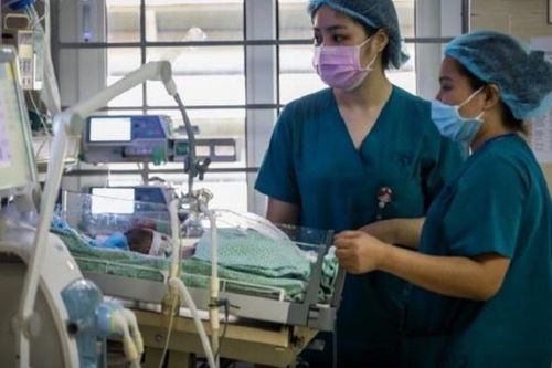 Bé sơ sinh bị bỏ dưới hố ga qua đời: Hết đau đớn rồi, ngủ yên con nhé