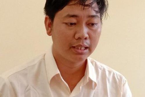 Tên cướp bị hai nữ nạn nhân 'phản đòn', trói nghiến vào ghế xe ô tô