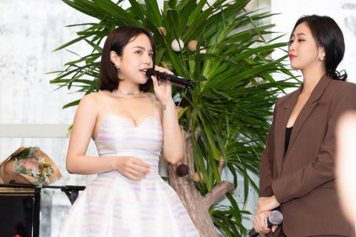Thái Trinh trở lại cùng album Acoustic, hứa hẹn ra mắt tận 7 MV để thỏa lòng fan