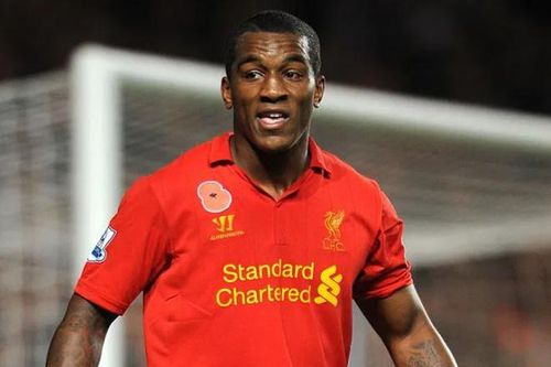 Cựu cầu thủ Liverpool nhập viện vì bị cướp dùng dao đâm