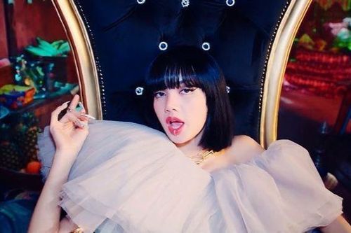 YG sửa chi tiết gây tranh cãi ở MV 'How You Like That'