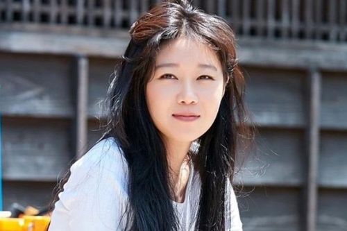 Fan mừng rỡ nghe tin cặp đôi IU-Yeo Jin Goo tái hợp hậu 'Hotel Del Luna'