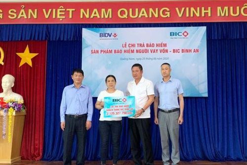 BIC chi trả hơn 2 tỷ đồng tiền bảo hiểm cho khách hàng vay vốn tại Quảng Nam