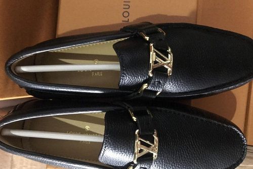 Bắt 11.000 sản phẩm gắn mác Hermes, Gucci nhập lậu từ Trung Quốc