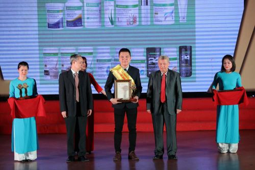 Herbalife VN nhận giải thưởng' Sản phẩm vàng về sức khỏe cộng đồng'