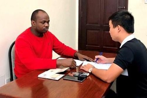 Khen thưởng đơn vị triệt phá đường dây lừa đảo 115 tỉ đồng qua mạng Internet
