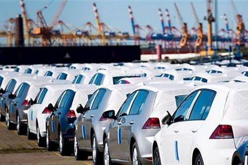 Ô tô nhập khẩu 'đòi' giảm 50% phí trước bạ