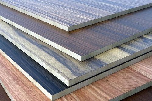 Cửa nào cho gỗ dán Việt?