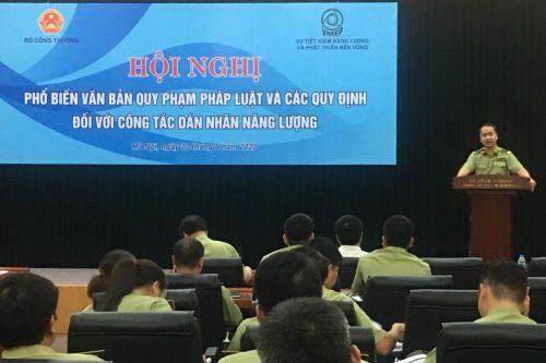 Quản lý thị trường với hoạt động kiểm tra dán nhãn năng lượng