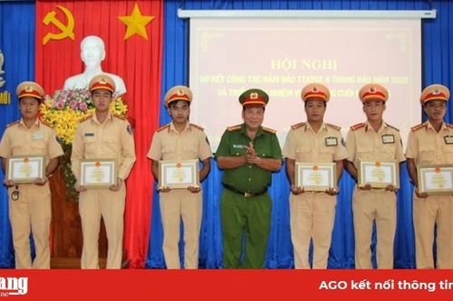 Chợ Mới sơ kết công tác đảm bảo trật tự an toàn giao thông