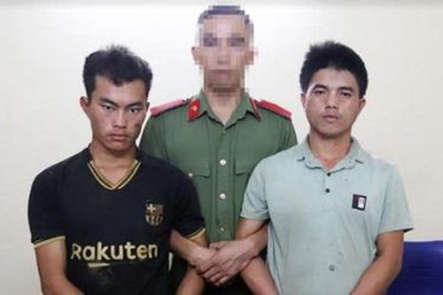 Hai thanh niên lên biên giới mua 4 bánh heroin