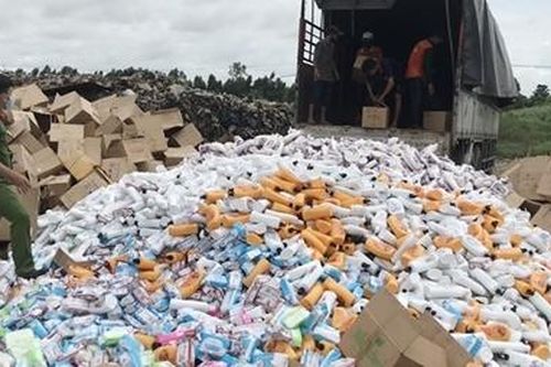 Tiêu hủy gần 18 tấn tang vật vi phạm hành chính