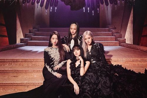 Sau làn sóng chỉ trích dữ dội từ fan Ấn Độ, YG đã chỉnh sửa lại MV 'How You Like That'