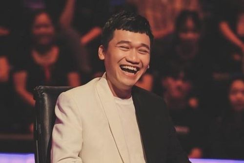 Xuân Nghị gây cười khi gọi nhờ Trung Ruồi hỗ trợ ở Ai là triệu phú