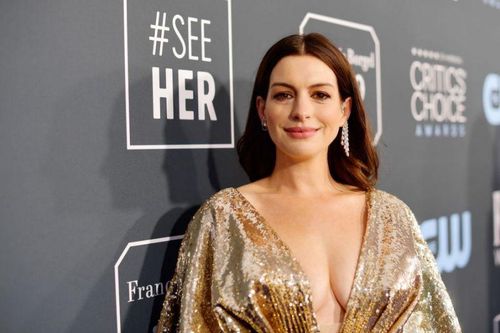 Anne Hathaway tiết lộ quy tắc cấm ngồi ghế của 'thánh' Nolan