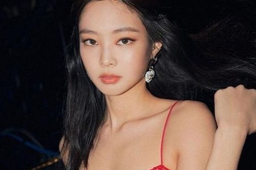 Jennie lựa chọn thành viên Blackpink mà mình muốn hoán đổi, lý do khiến fan cũng ngã ngửa
