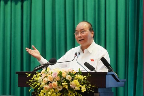 Phía trước là tháng 10