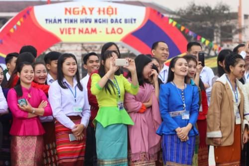 60 học bổng Chính phủ du học Lào năm 2020