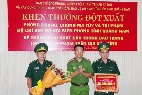 Khen thưởng lực lượng phá án