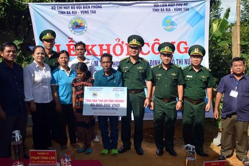 Khởi công xây dựng nhà tình thương cho phụ nữ nghèo huyện A Lưới