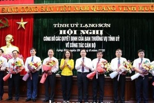 Lạng Sơn thay đổi hàng loạt lãnh đạo cao cấp