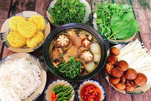 3 bước đơn giản làm xong món canh gà nấu nấm