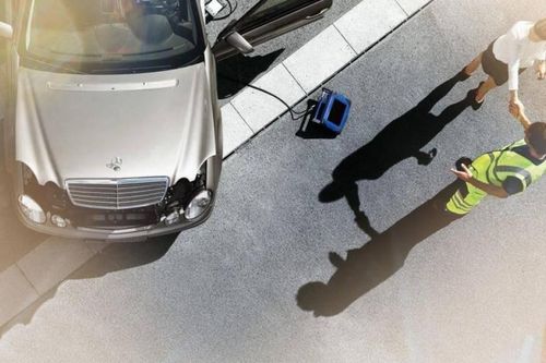 Chủ nhân Mercedes-Benz sẽ được hãng xe hỗ trợ khi gặp sự cố